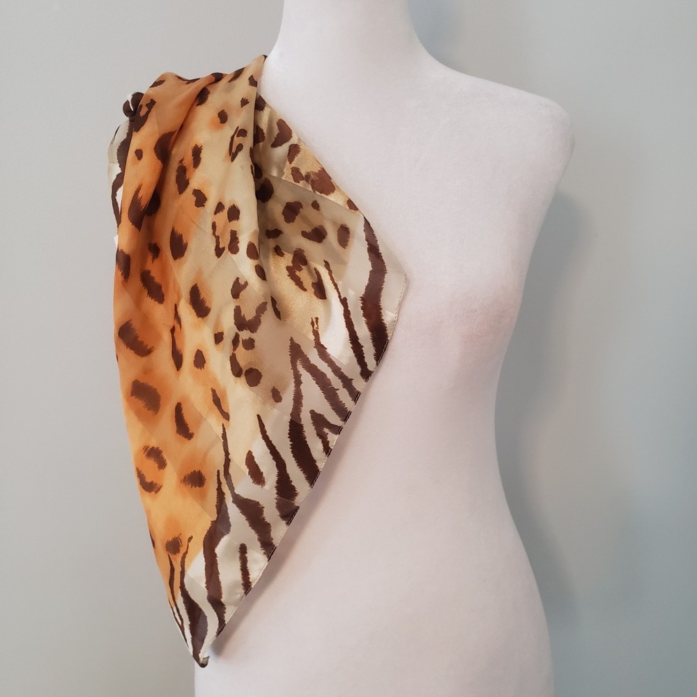 Symphony Scarfs Womens Animal Print‎ Square Scarf Made In Italy Boho Artsy Satin
